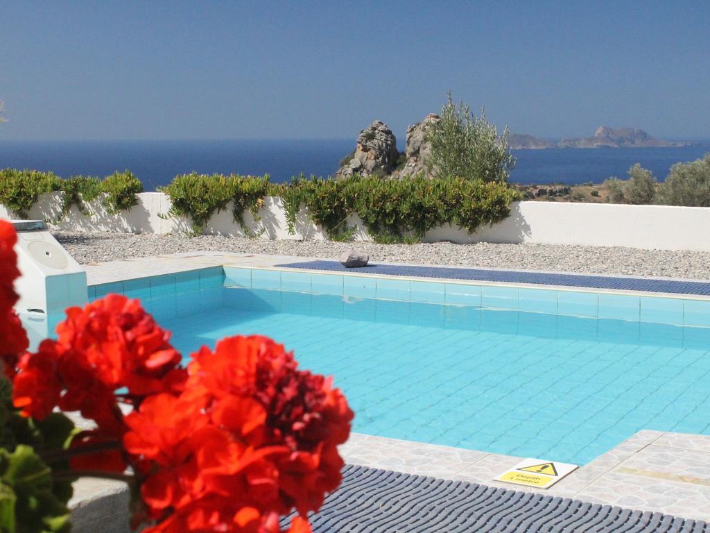 Beautiful Villa In アギア・ガリニ エクステリア 写真